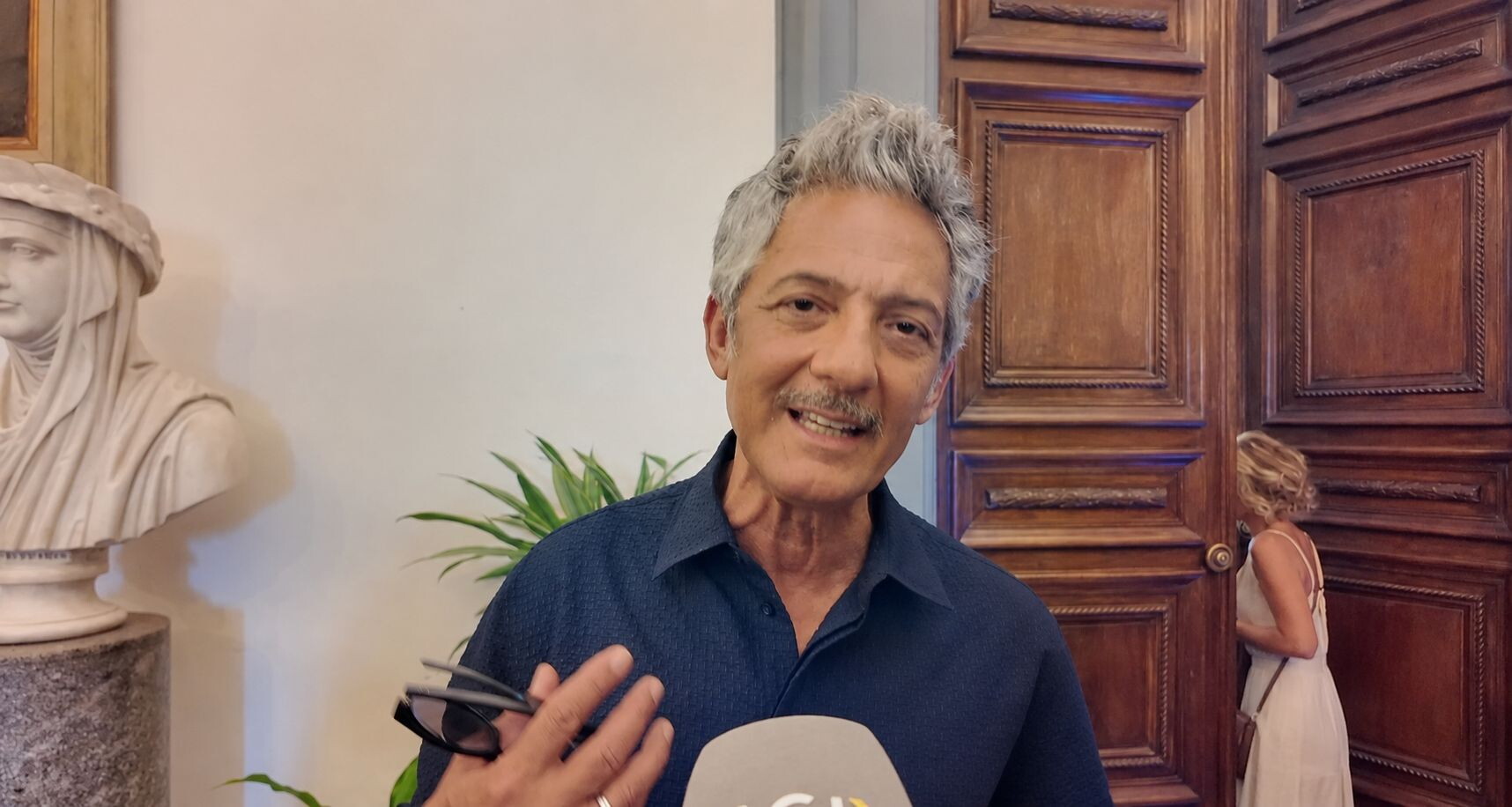 Alla Pennicanza non si rinuncia. Fiorello rilancia il programma radio