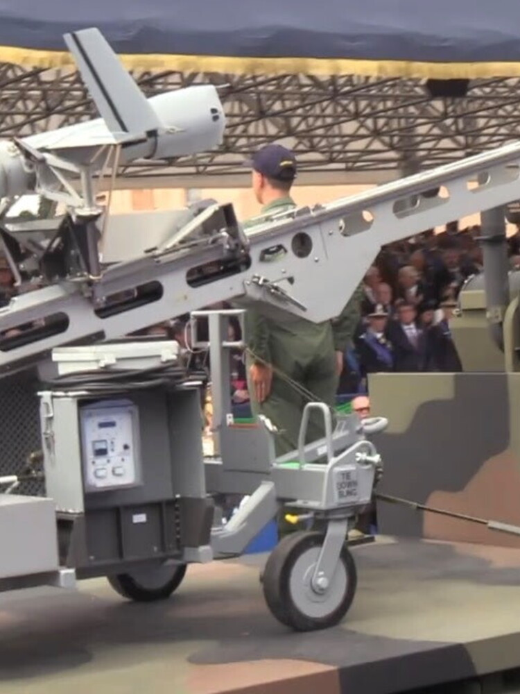 Difesa sempre più hi-tech, anche i droni militari nella parata