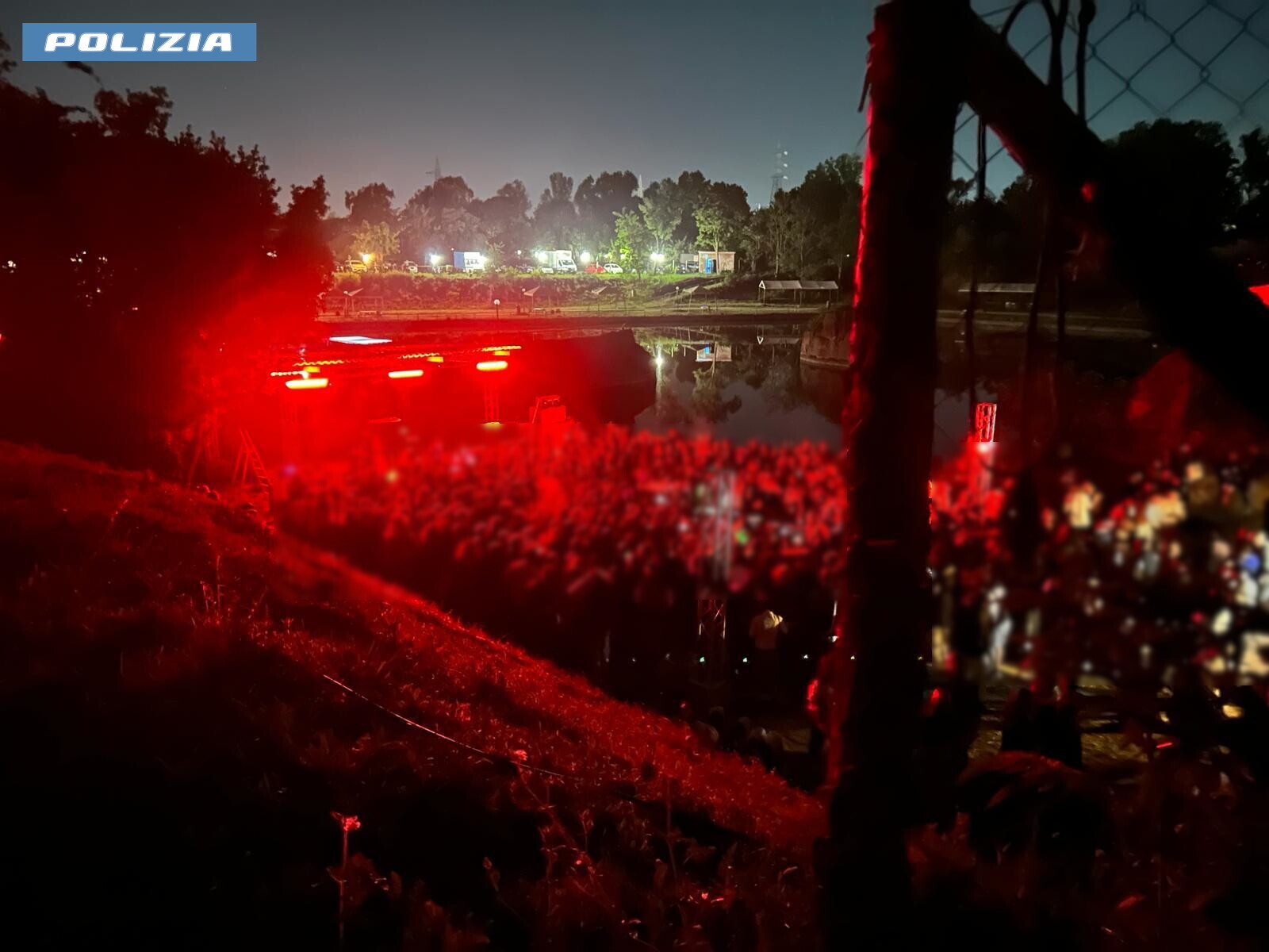 Discoteca abusiva in una cava dell'antica Roma, blitz della polizia a Tor Cervara