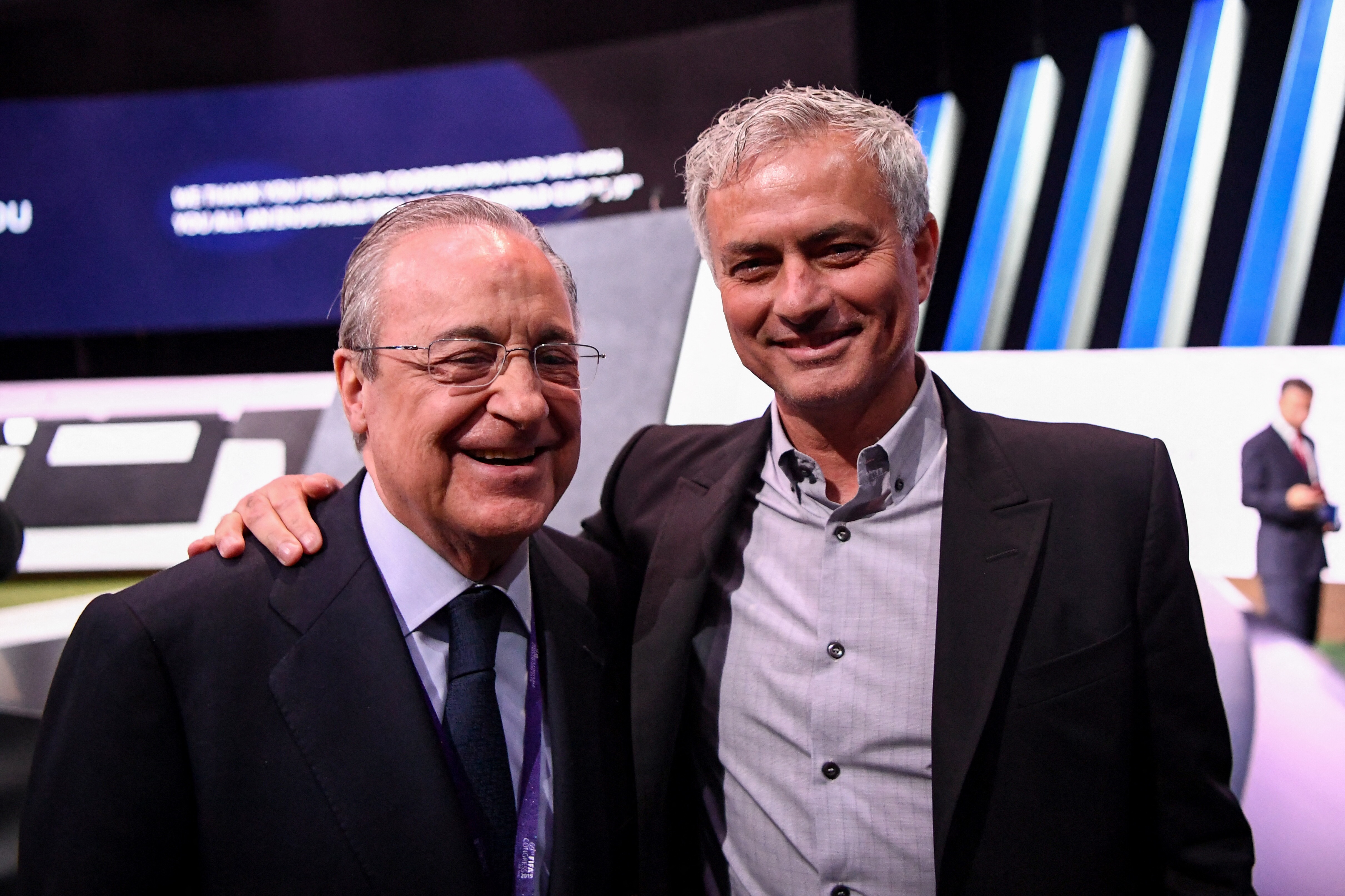 Prosegue il regno di Perez al Real Madrid: arriva Mourinho