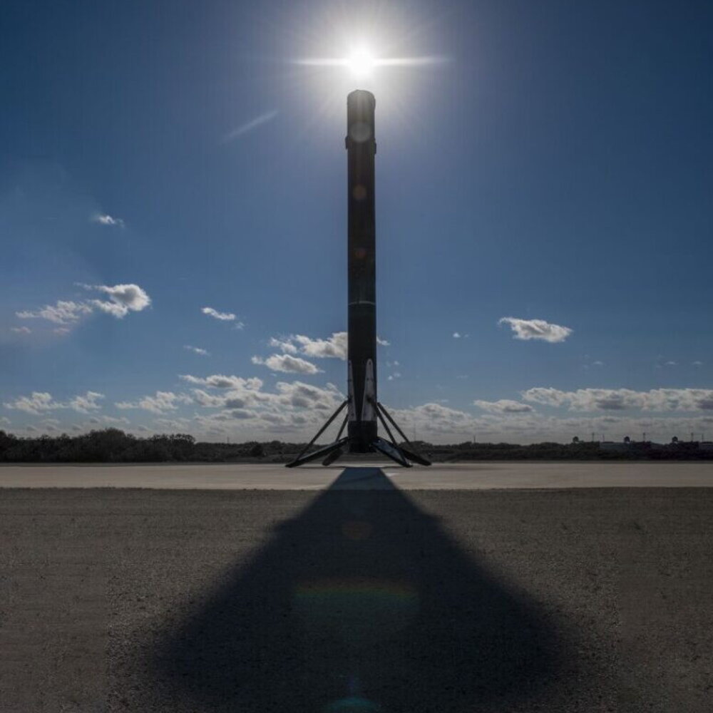 SpaceX, employees ready to cash in share shares with IPO
