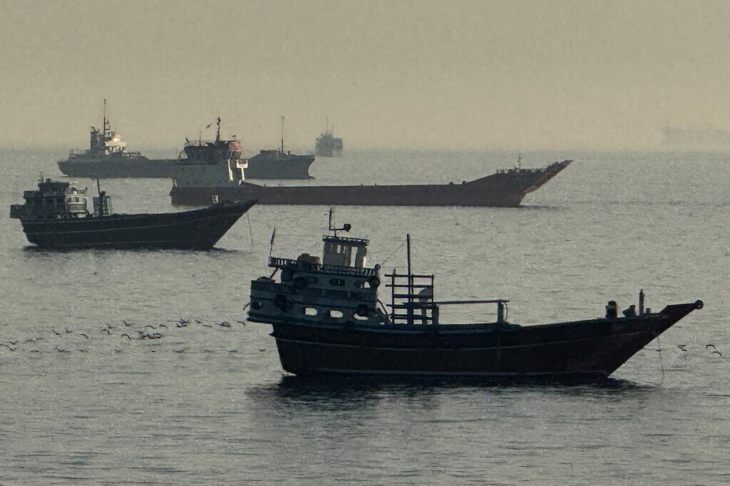 Stati Uniti e Iran firmano l'accordo. "Hormuz sarà riaperto immediatamente"