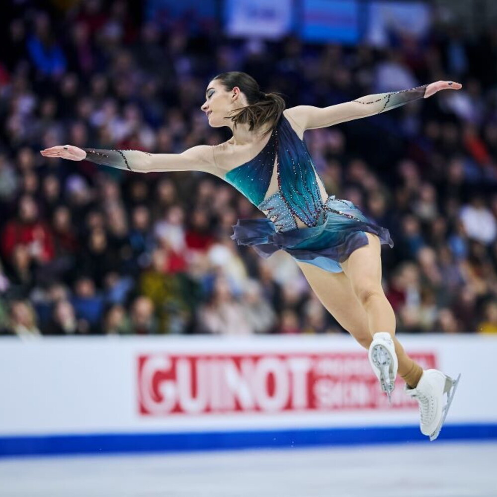 Skating, after Milan-Cortina the ice stars compete in Lausanne