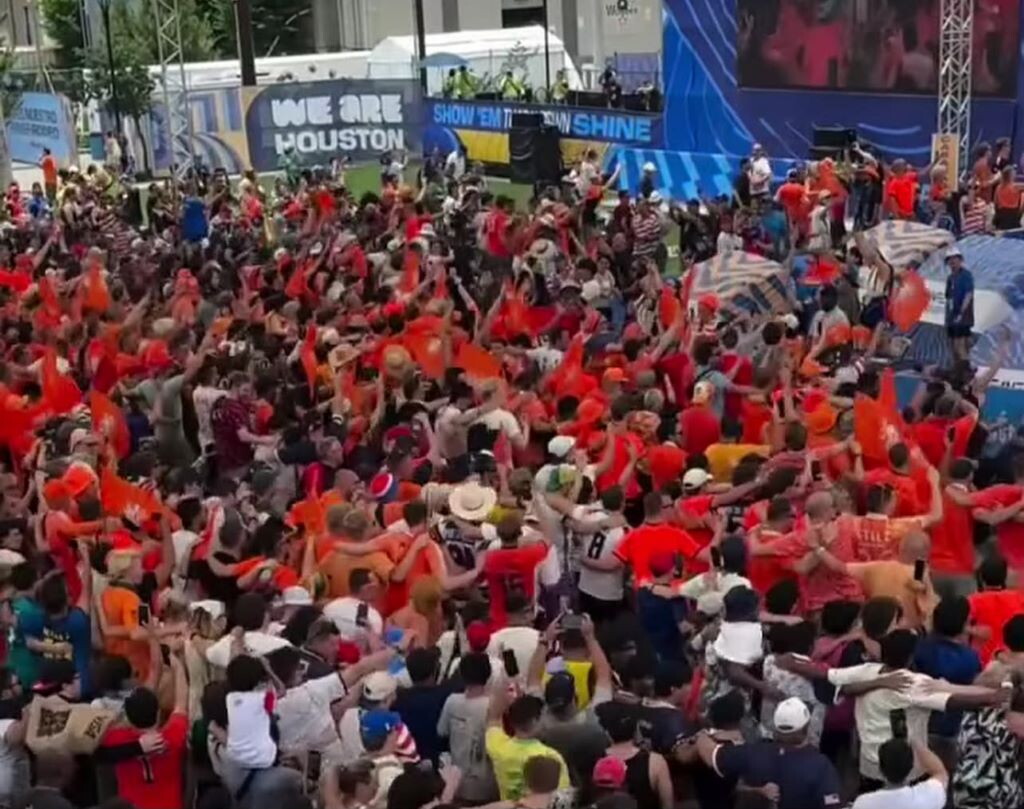 Mondiali: il boom del Texas sui social tra tifosi, BBQ e balli country
