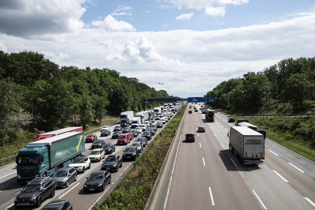 Le nuove auto in Europa portano le emissioni ai minimi