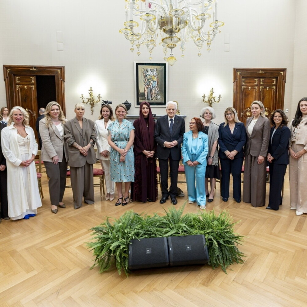 Copertina: Mattarella riceve le vincitrici della XXXVIII edizione del Premio Marisa Bellisario