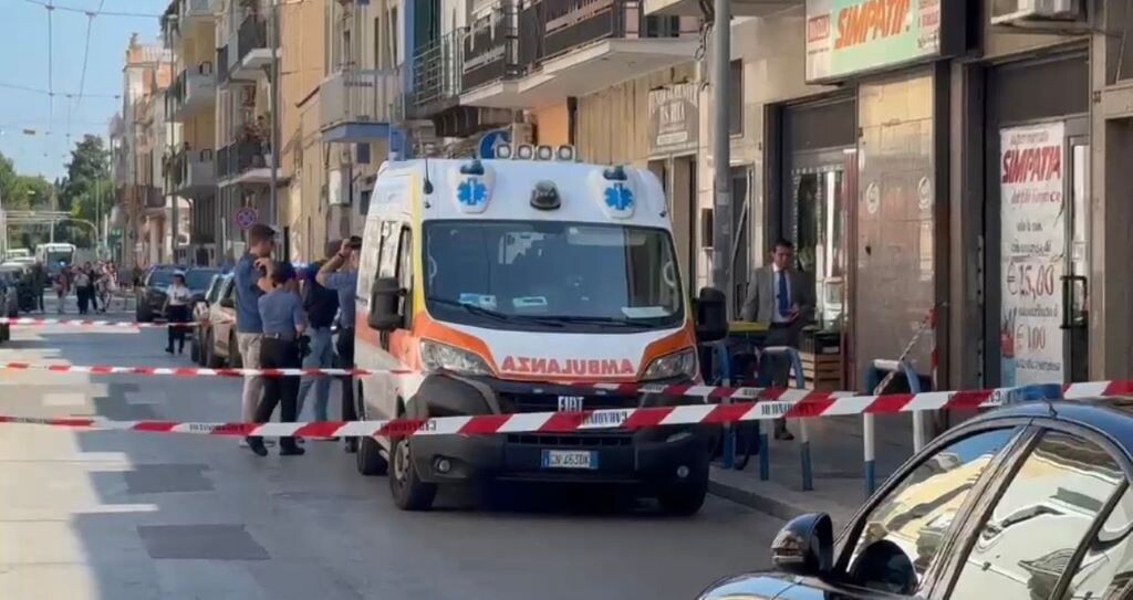 Bari, un 38enne è stato ucciso con colpi di arma da fuoco mentre era in bici. Arrestato il killer