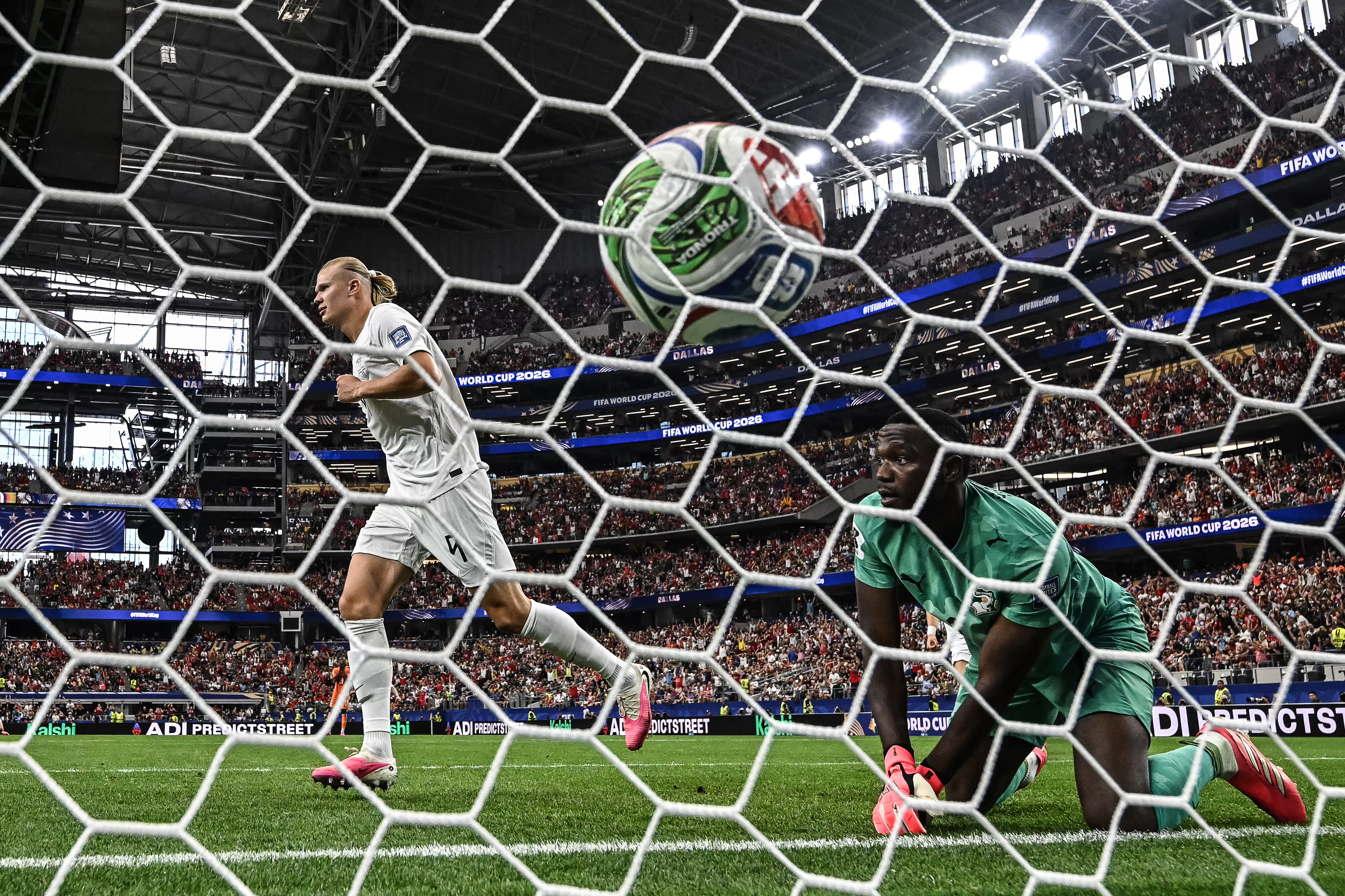 Mondiali: Haaland porta la Norvegia agli ottavi, Costa d'Avorio ko 2-1
