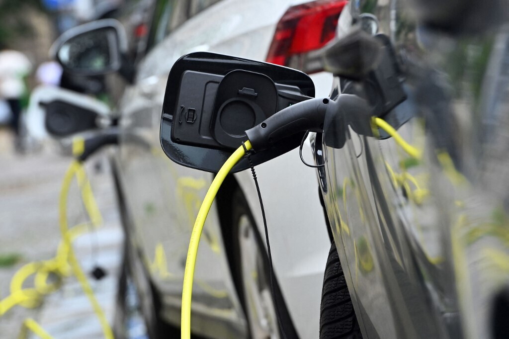 L'impennata di vendite di auto elettriche in Germania