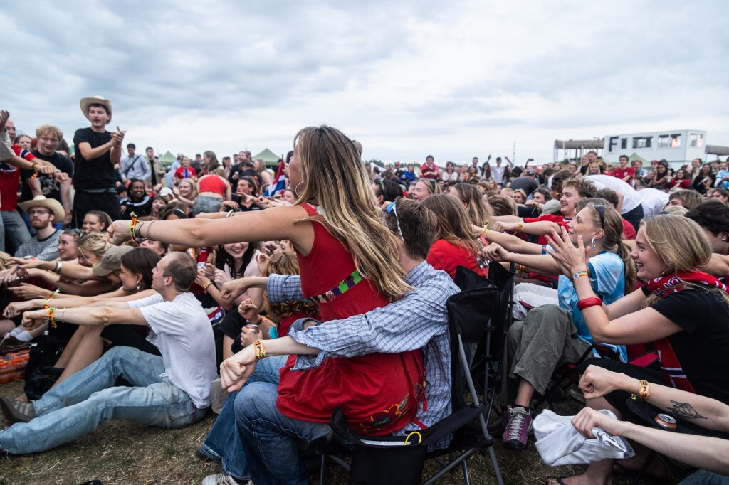Dal Sahara alla Scandinavia, ai Mondiali soffia il vento del tifo contro