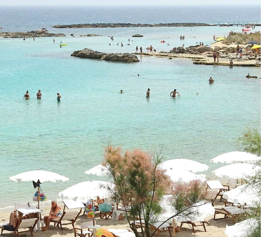 Tragedia nel Salento, 54enne muore dopo aver salvato i suoi gemelli dalle onde