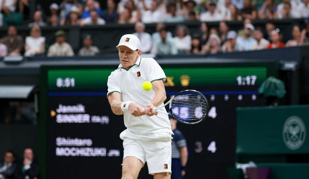 Sinner vola ai quarti: battuto Mochizuki in tre set, ora sfida Struff