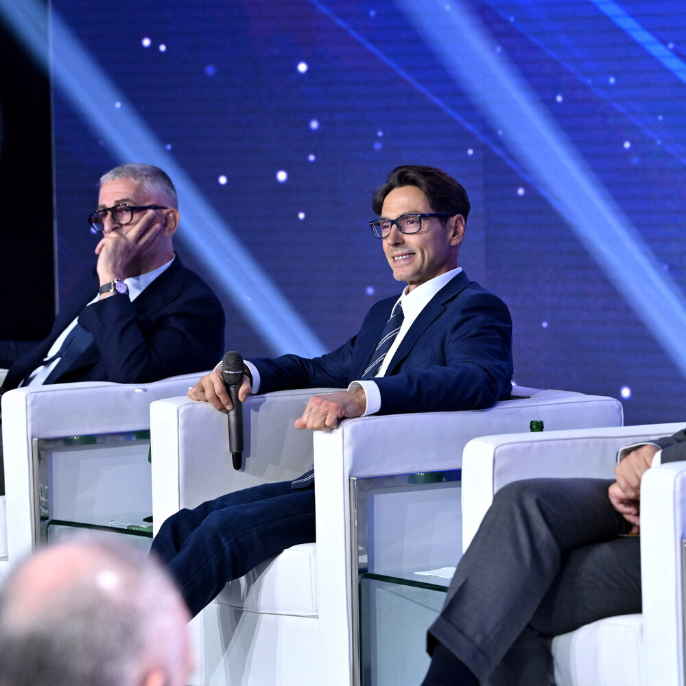 All the news and great confirmations of the Mediaset schedule