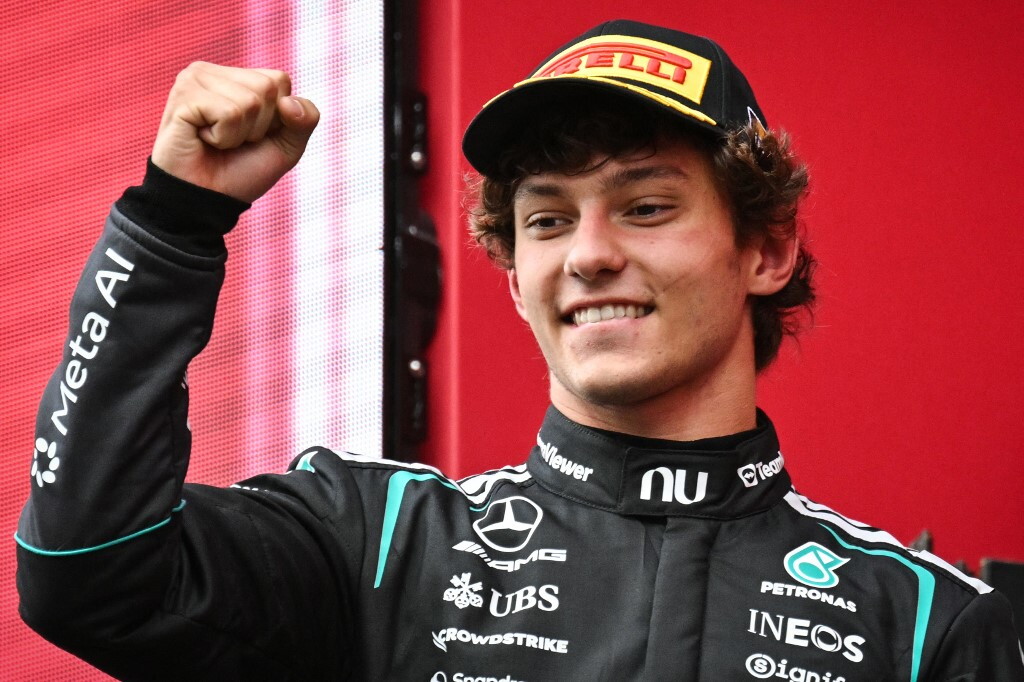 Gp in Belgio, Kimi Antonelli torna alla vittoria. Russell fuori al primo giro, Leclerc ott...