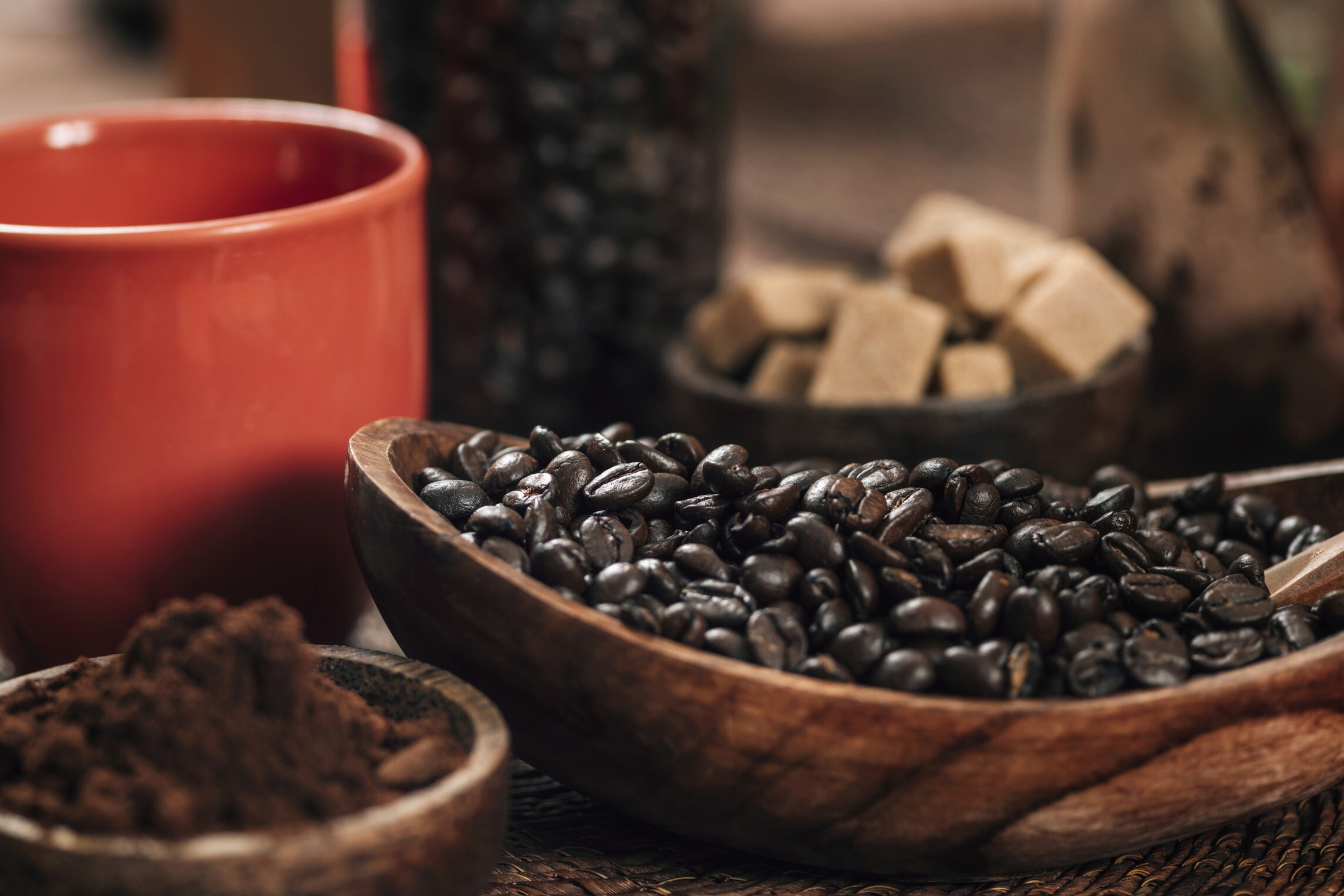 Meno capsule da caffè, tornano di moda i chicchi