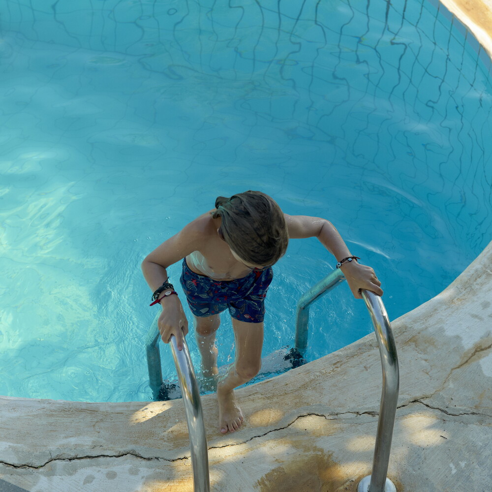Squeeze on swimming pools: new standard for grates and outlets approved. A week for…