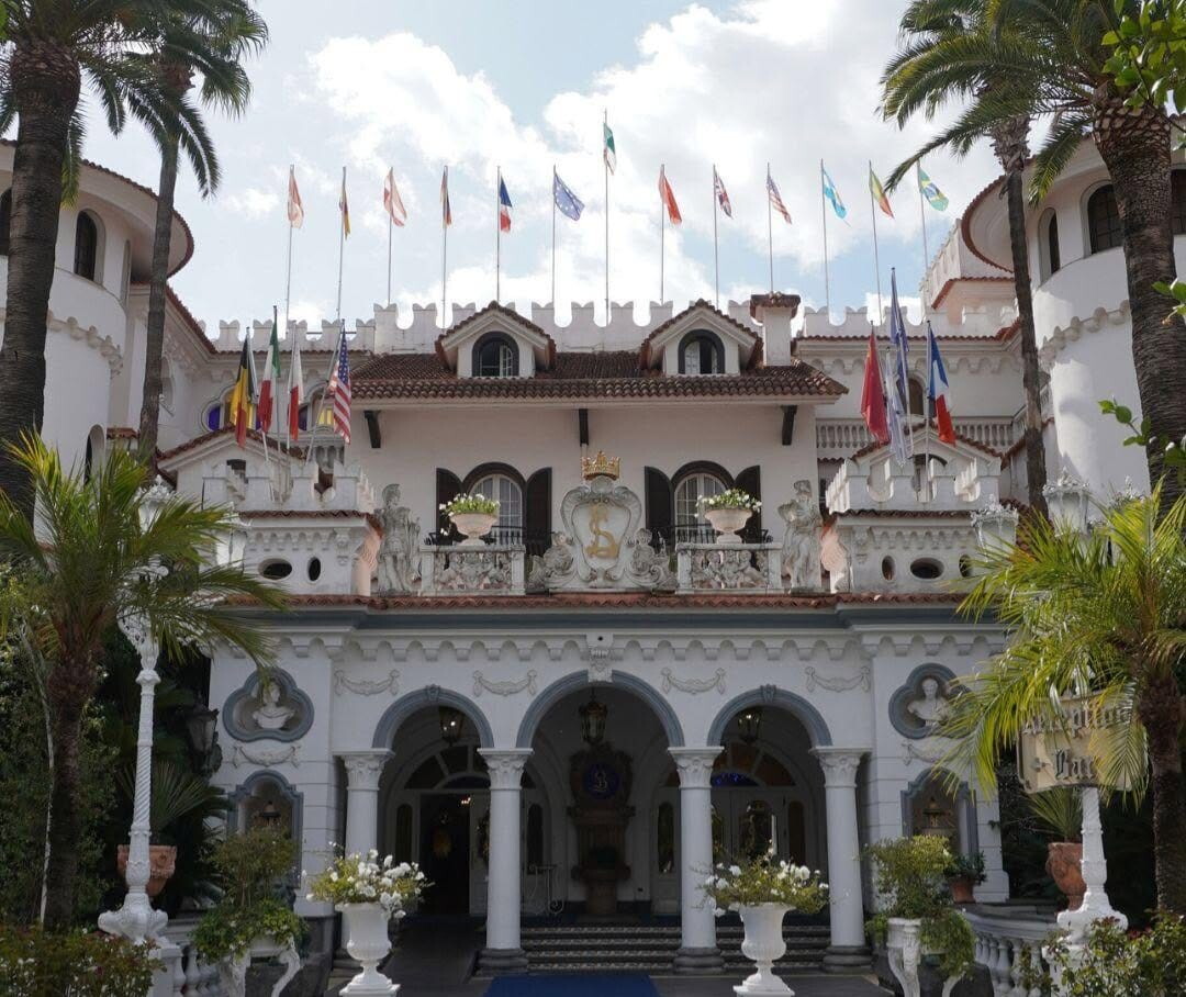 Il 'Castello delle cerimonie', scattano i sigilli per la location di Real Time