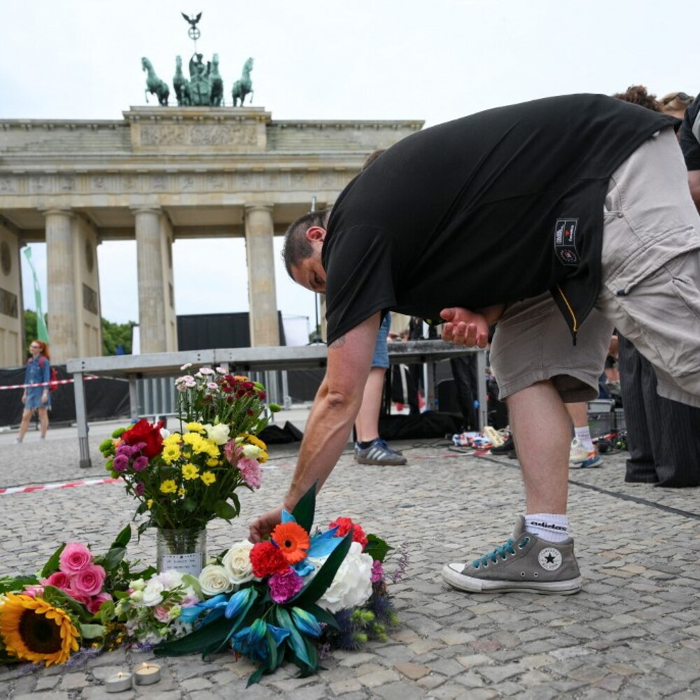 Anteprima: Suv contro la folla al pride di Berlino: 1 morto, 29 feriti. L'attentatore è stato ucciso…