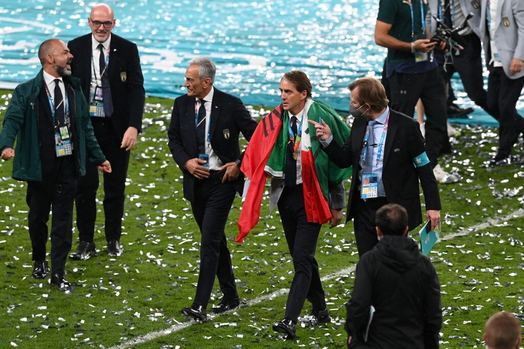 Dal grande tradimento al grande pentimento, il ritorno di 'Mancio' in azzurro