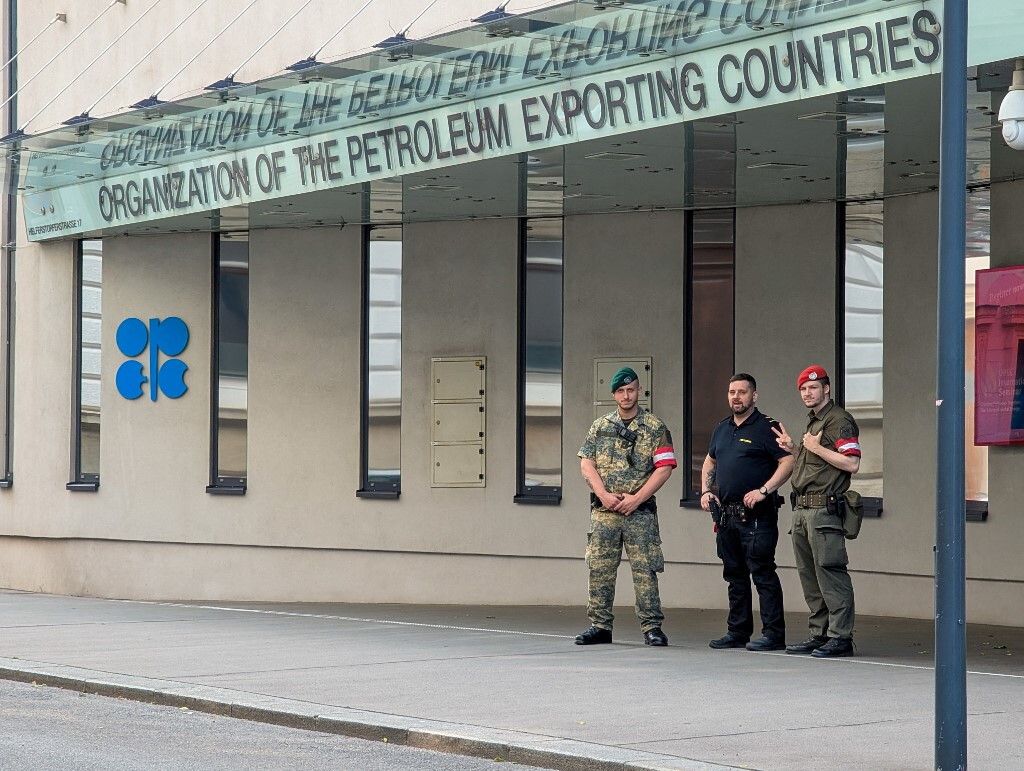 L'OPEC+ aumenta la produzione: +188.000 barili al giorno da settembre