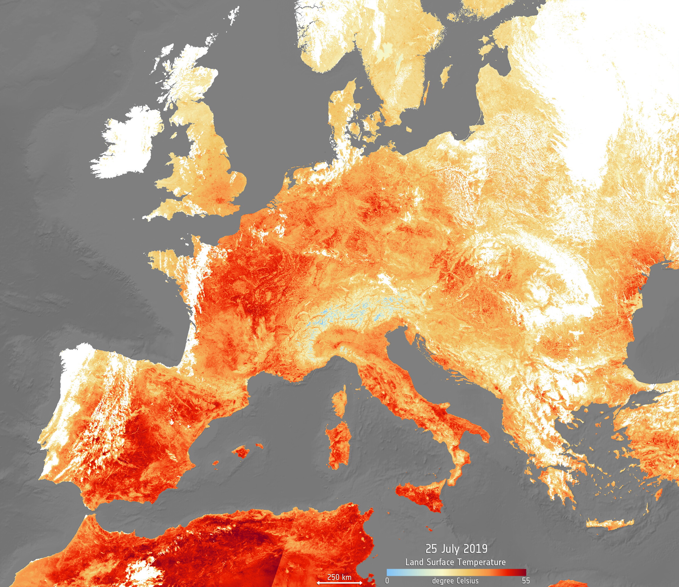 Quando finisce il picco del caldo? L'Italia soffoca di notte e di giorno: bollino rosso in 25 città