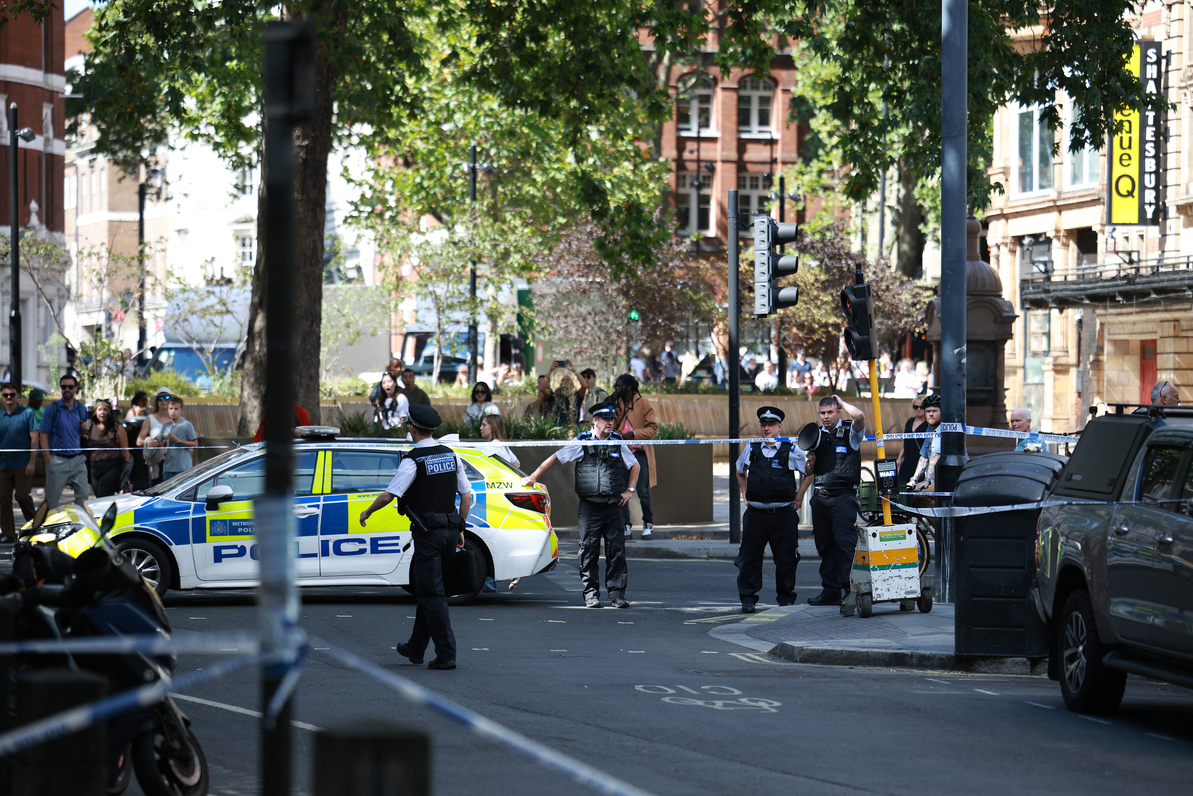 Londra, accoltella 4 passanti a Covent Garden: arrestata una donna