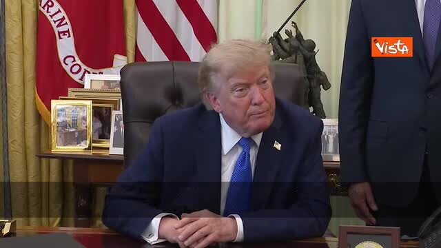 Trump: "Anch'io chiedo un risarcimento all'Iran". "Hormuz è aperto"