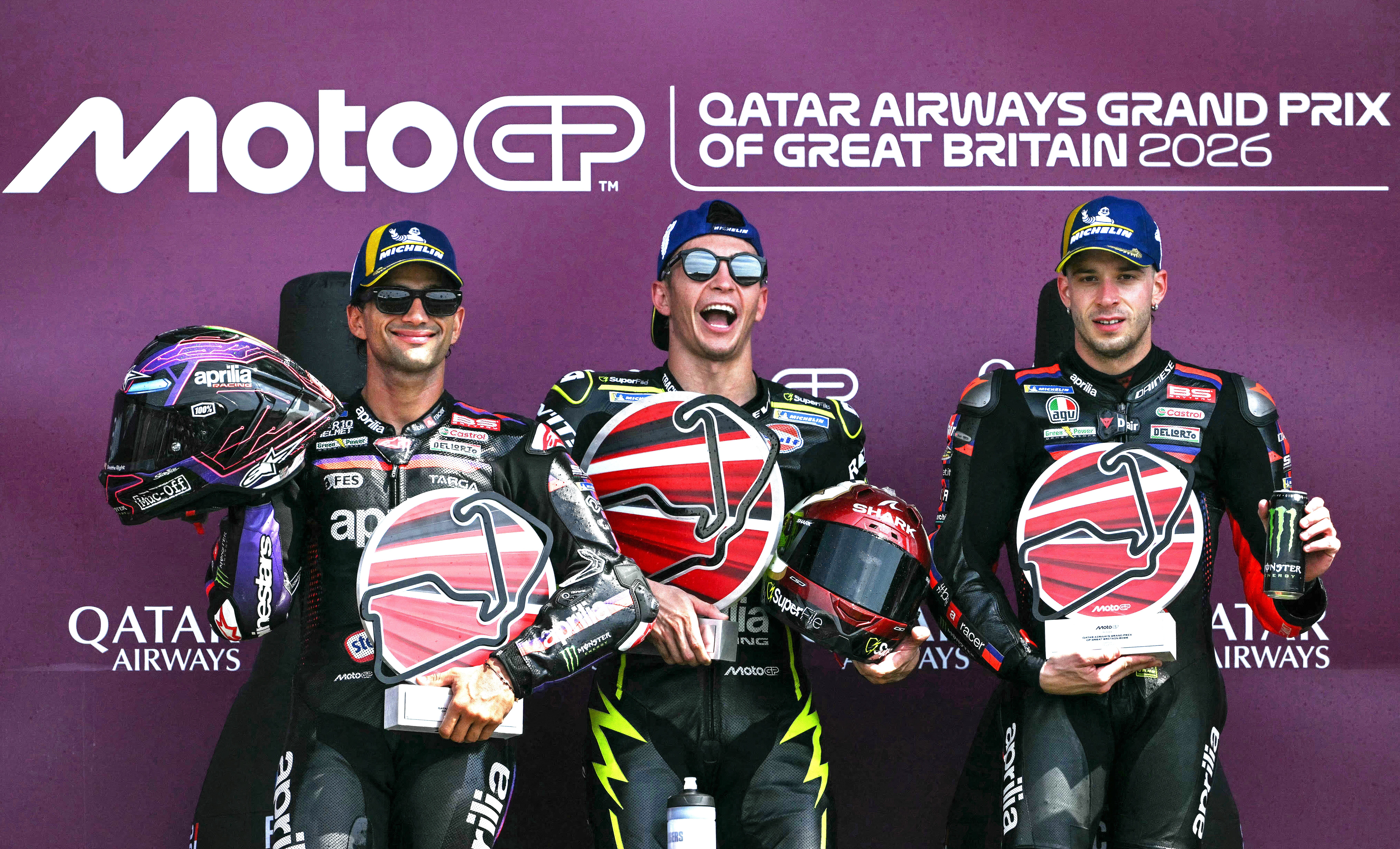 MotoGp, tripletta Aprilia a Silverstone. Vince Fernandez, poi Martin e uno 'stoico' Bezzecchi