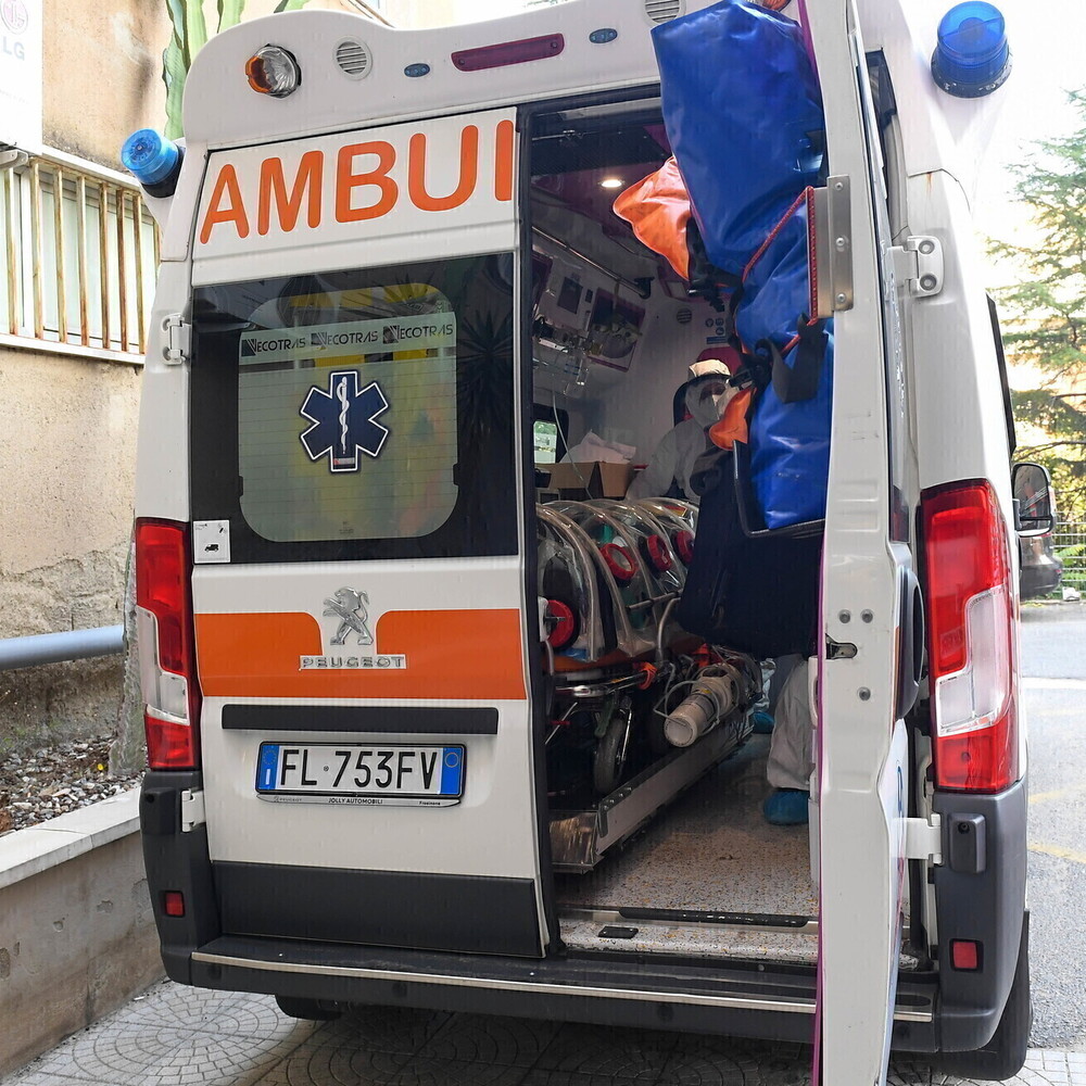 https://images.agi.it/pictures/agi/agi/2026/08/10/110259640-b05f686f-4246-4535-8b00-85e77e12e1cc.jpg