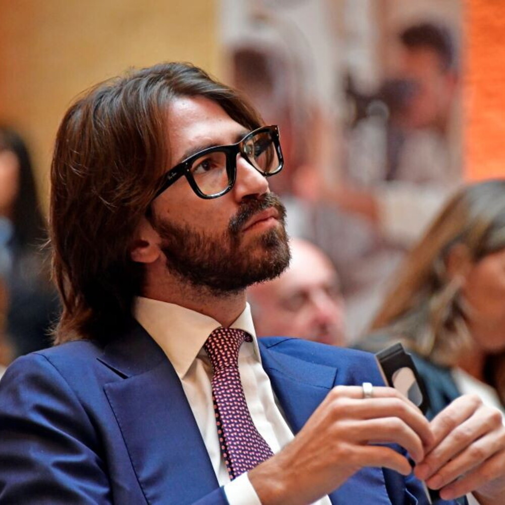 https://images.agi.it/pictures/agi/agi/2026/08/10/131202519-d9f5df04-d161-4204-938e-2017c0837c87.jpg