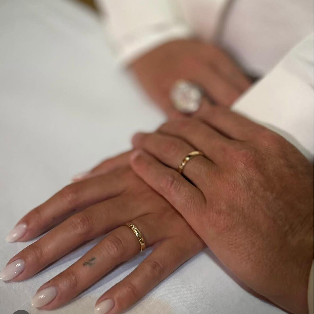 https://images.agi.it/pictures/agi/agi/2026/08/12/052935803-dad46da9-96ed-4119-96ea-2b6397797f38.jpeg