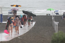Tregua dal caldo ma arrivano rovesci e temporali. Allerta gialla in 13 regioni