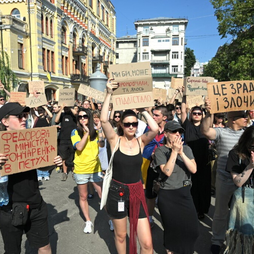 https://images.agi.it/pictures/agi/agi/2026/08/18/204857848-fac04f96-4c6b-4c5e-9574-511ee955d607.jpg