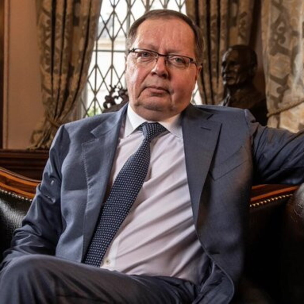 Copertina: Mosca ritira il proprio ambasciatore a Londra