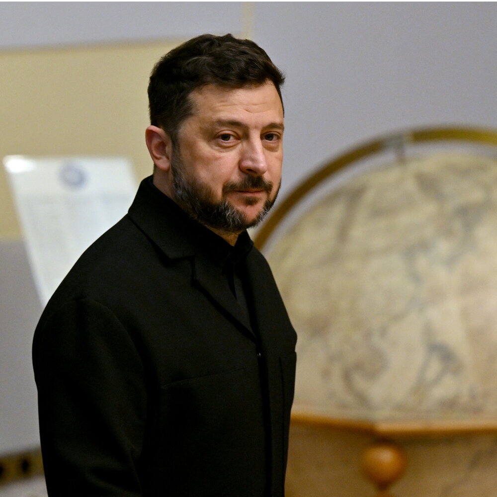 Copertina: L'annuncio del leader ucraino: "Con Usa e Ue elaborato un piano di pace per porre fine alla guerra"