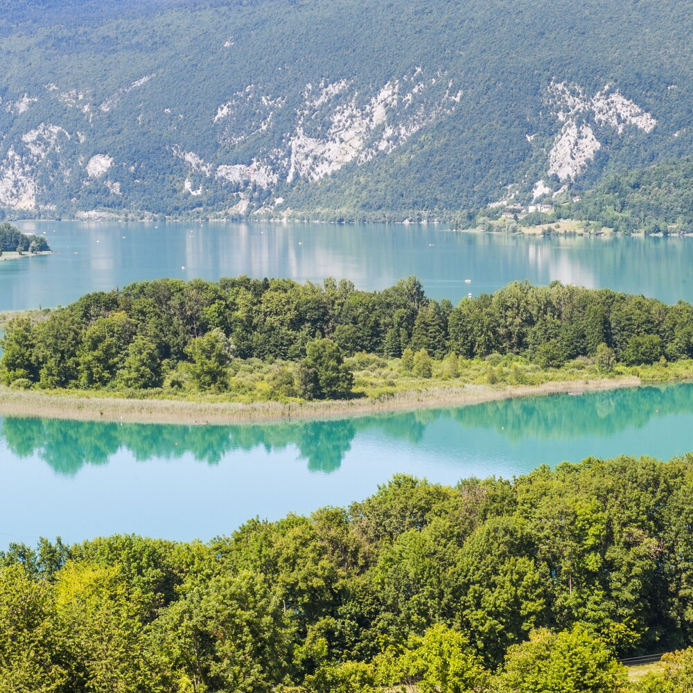 Copertina: Il caldo continua a mietere vittime in Francia, oltre 300 annegamenti dall'inizio dell'estate