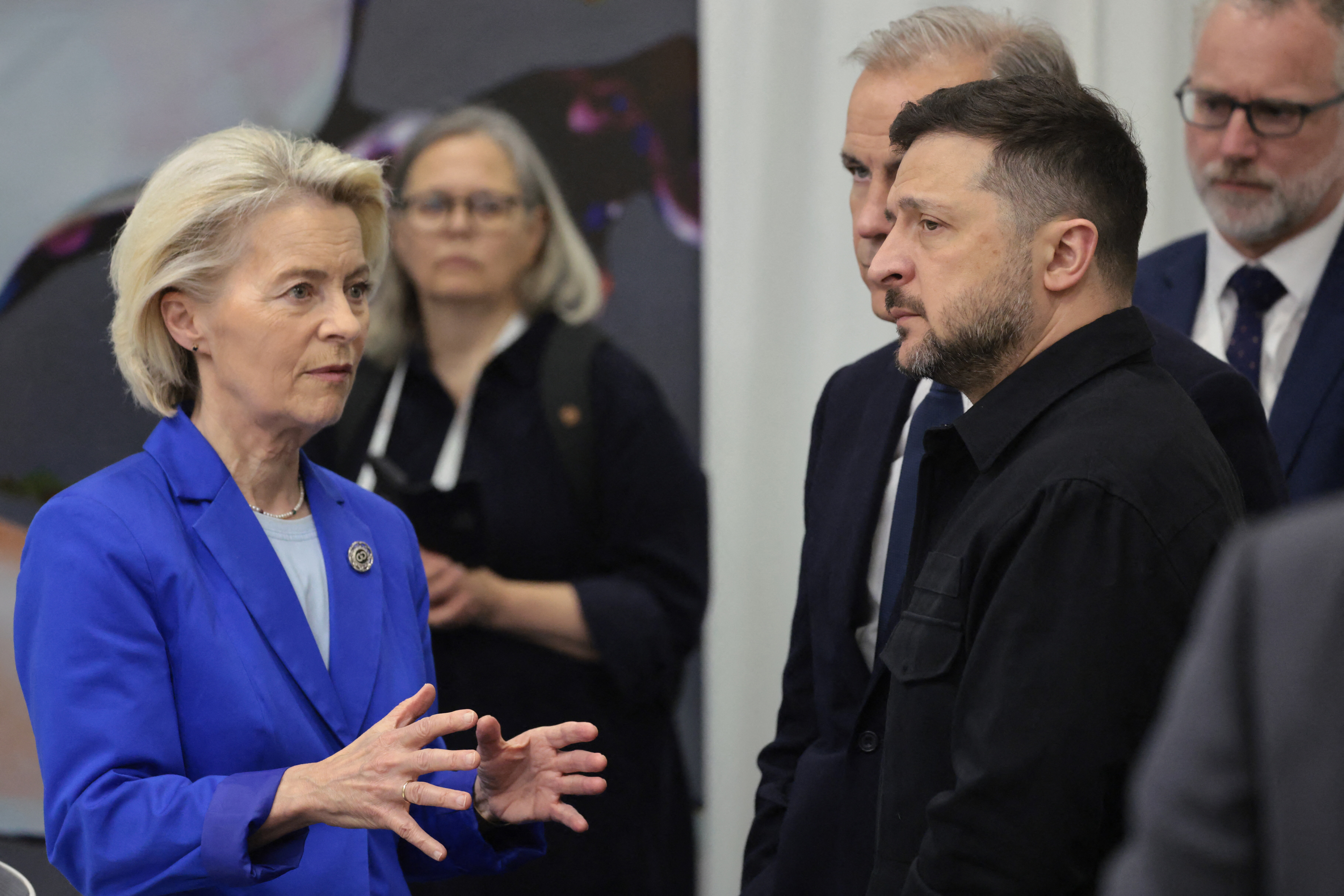 L'Ue dà il via libera a 6,1 miliardi per missili e radar