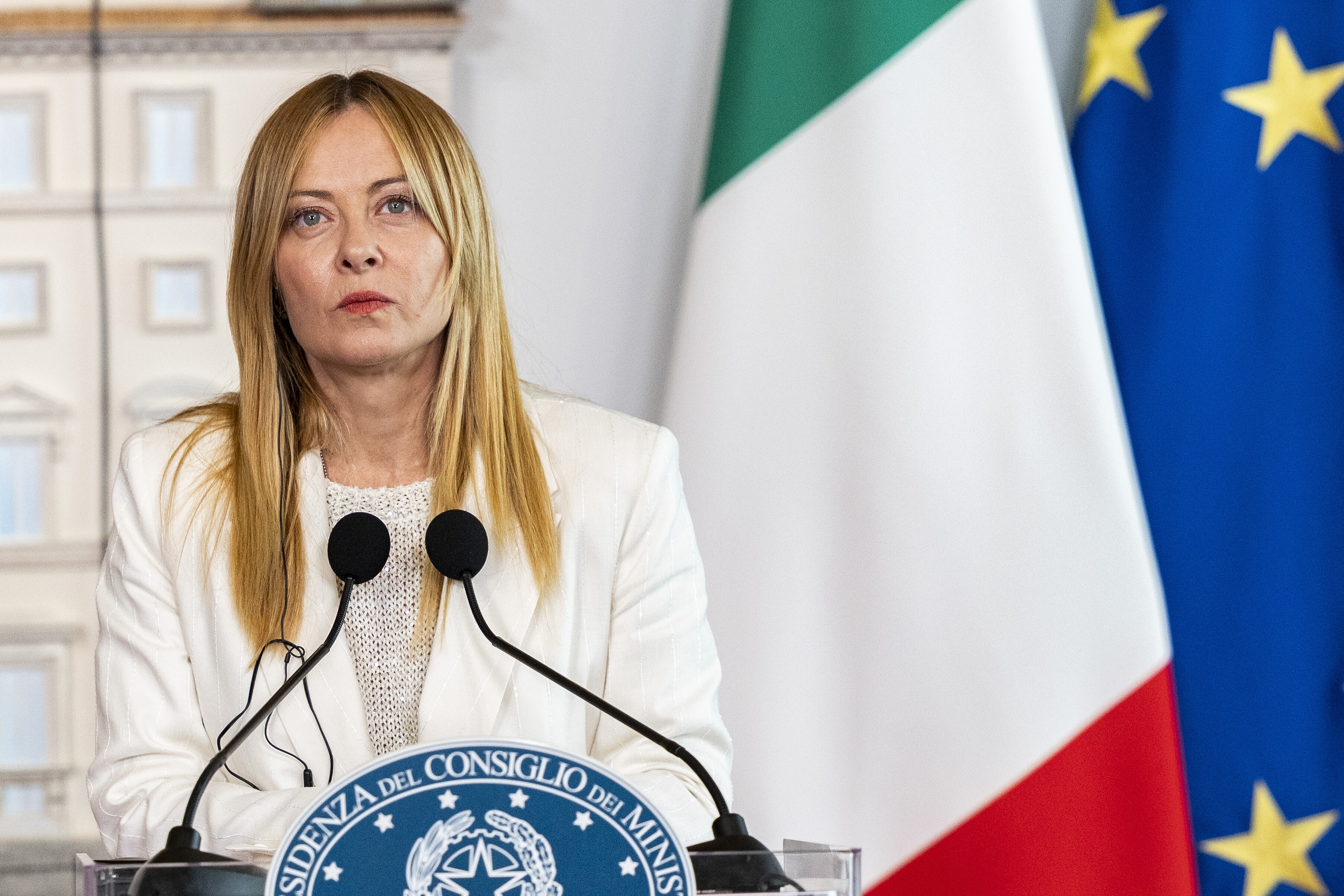 Meloni e l'omaggio alle 299 vittime del sisma di Amatrice: "Vincere la sfida della rinascita"