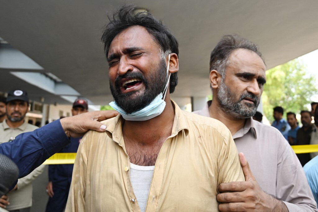 Incendio in un ospedale di Islamabad, muoiono 15 neonati