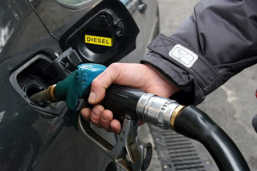 Cdm lampo approva la proroga del taglio delle accise per il diesel