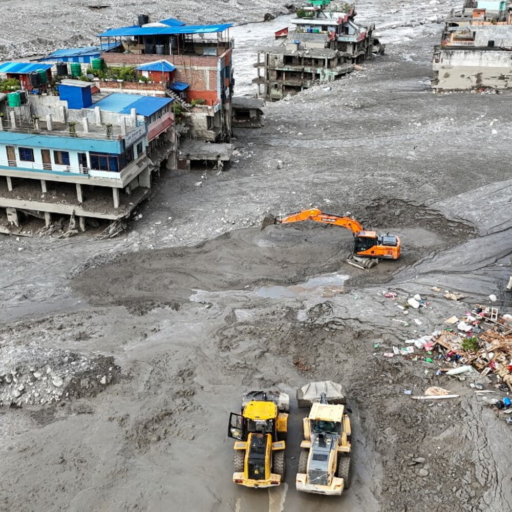 Anteprima: Alluvione tra Nepal e Tibet, 389 morti e 1.468 dispersi: tra questi tre italiani