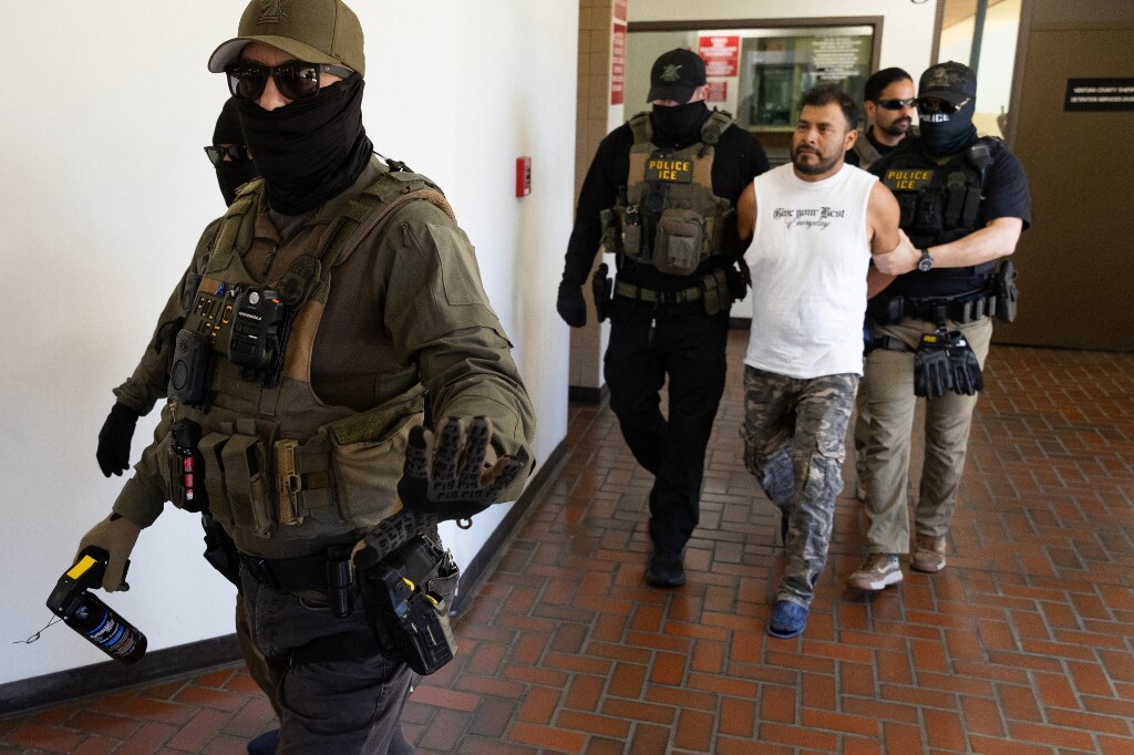 Dal ritorno di Trump l'Ice ha arrestato mezzo milione di persone. Il 40% non aveva precedenti penali