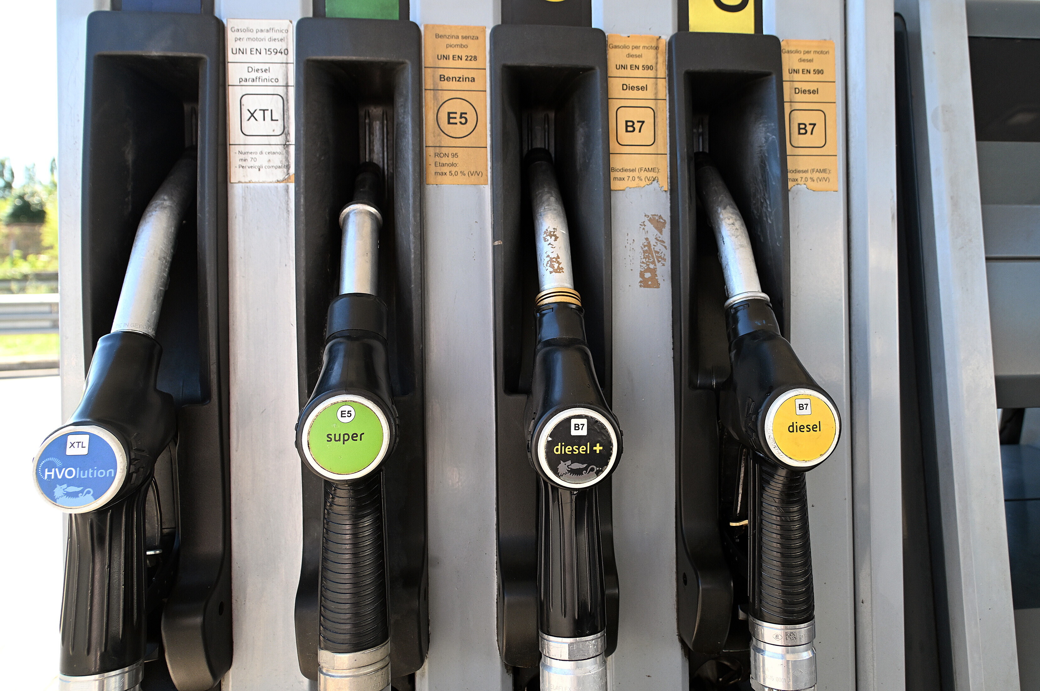 Carburanti, firmato il decreto che proroga il taglio delle accise fino al 10 settembre