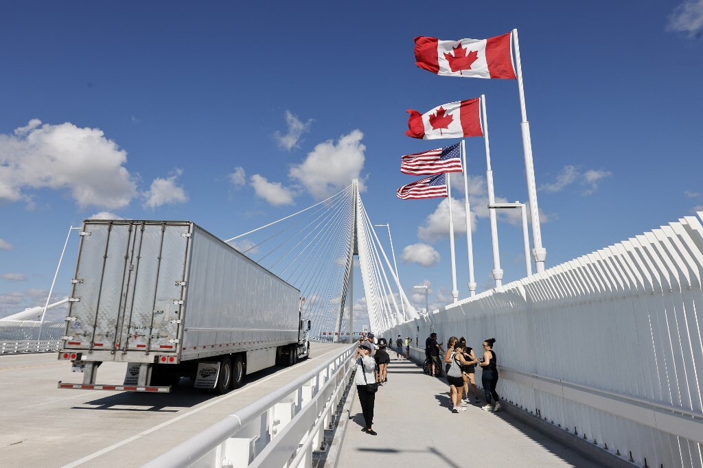 Guerra commerciale Usa-Canada, scattano i dazi di Ottawa