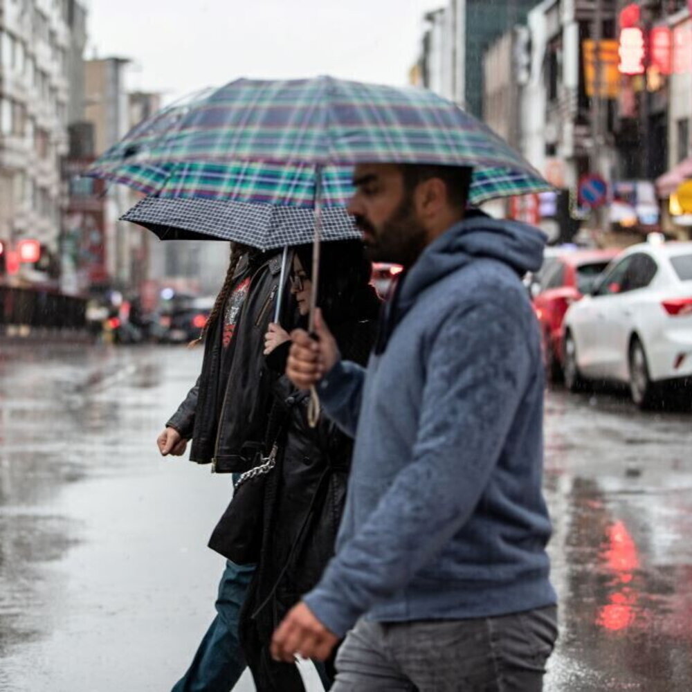 https://images.agi.it/pictures/agi/agi/2026/09/08/091504171-91d24399-a352-45e4-aa64-dfe7414dbe61.jpg