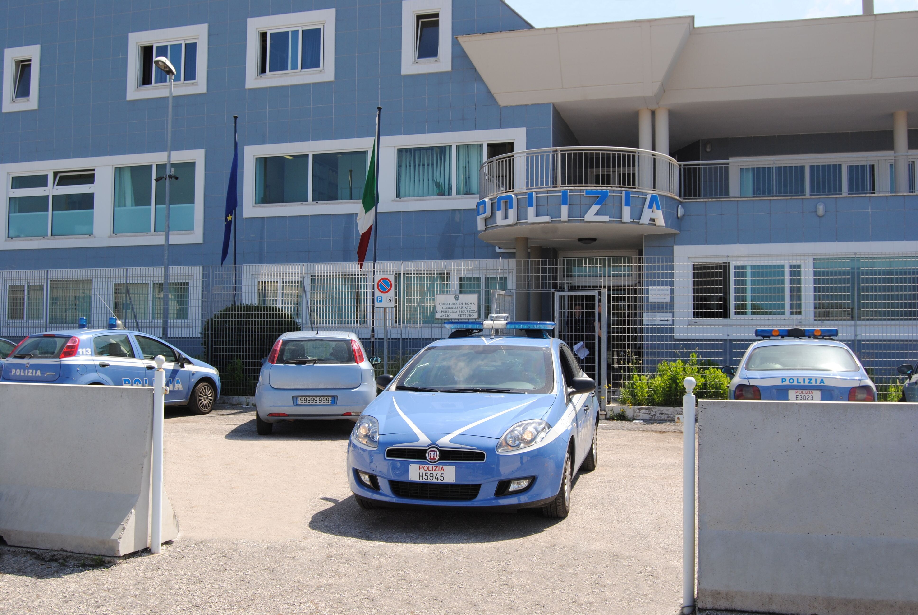 Traffico di droga e omesso sequestro, arrestati 5 poliziotti di Anzio