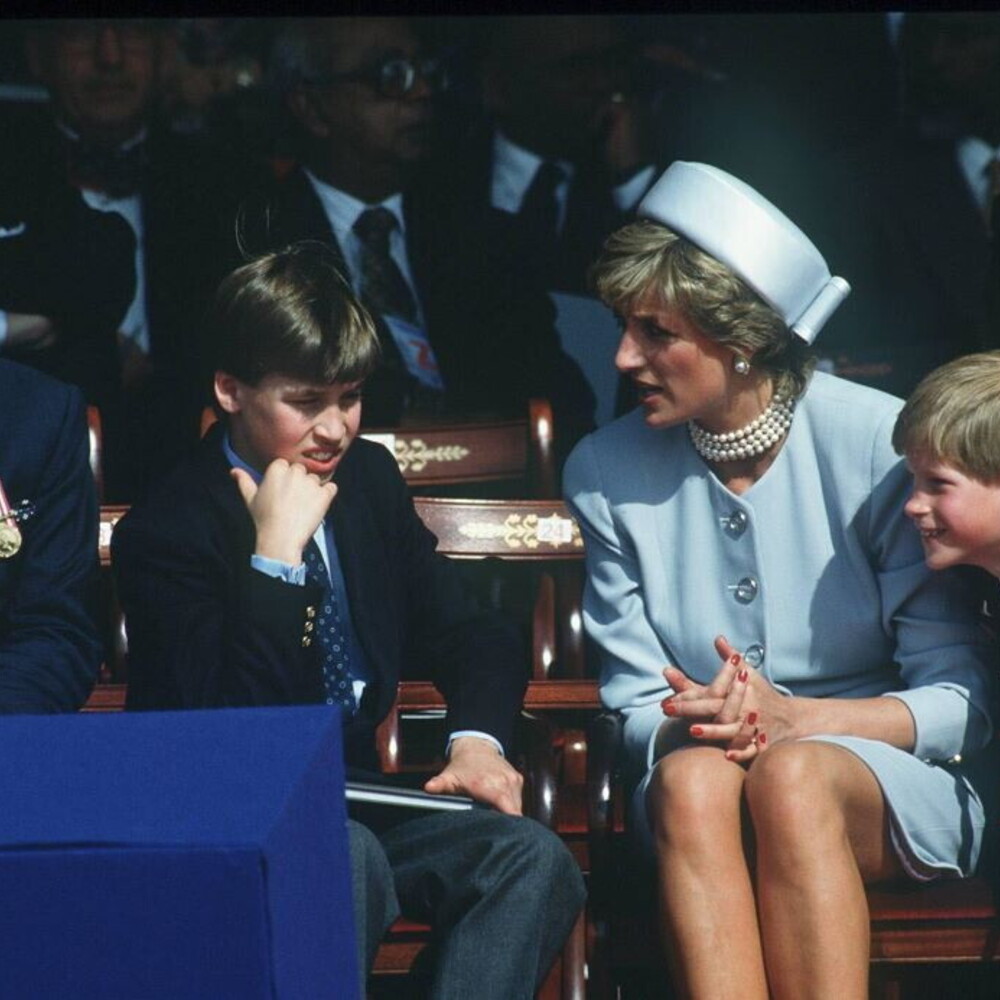 The anticipation for Lady D’s brother’s book is growing. And there is already a clash with Buckingham Palace