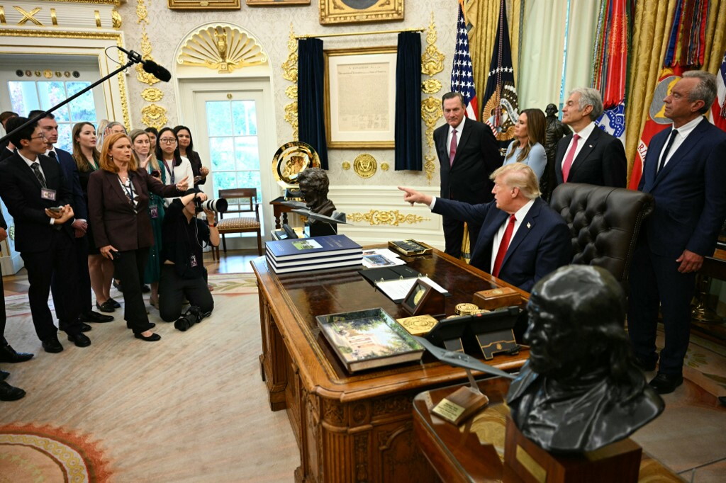 Trump bandisce Cnn, MsNow e Politico dalla Casa Bianca: l’accusa è “notizie false”