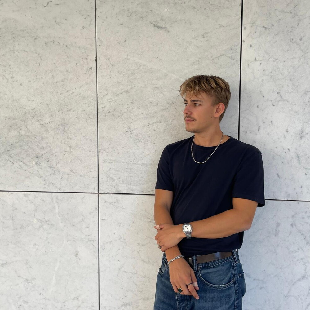 https://images.agi.it/pictures/agi/agi/2026/09/20/144232624-66ac00b3-3360-4a83-bcae-76e4c0efbc04.jpeg