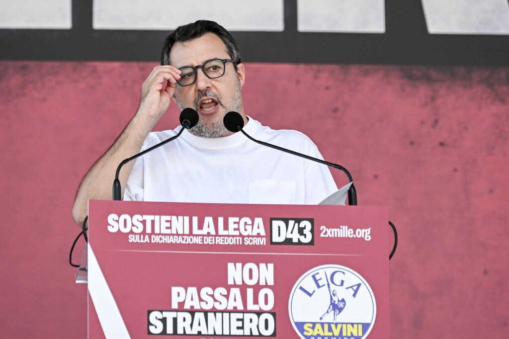 Da Pontida la sfida di Salvini: "A ottobre congresso straordinario"
